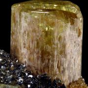 Apatite, hematite, quartz and actinolite pseudo. after pyroxene