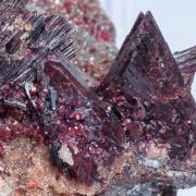 Erythrite on Skutterudite