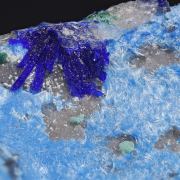 Carbonatecyanotrichite with Azurite and Calcite