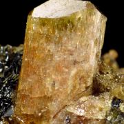 Apatite, hematite, quartz and actinolite pseudo. after pyroxene