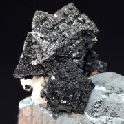 Hausmannite on Hematite