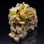 WULFENITE, DOLOMITE
