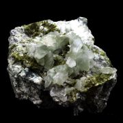 Quartz with Byssolite inclusions + Epidote.