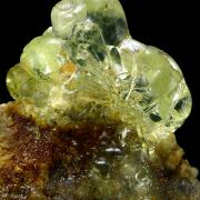 Opal var. hyalite CRAZY FLUORESCENCE