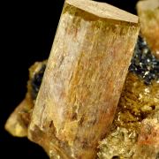 Apatite, hematite, quartz and actinolite pseudo. after pyroxene