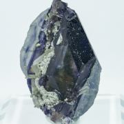 Fluorite (spinel twin) with Calcite