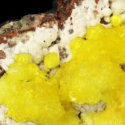 Jouravskite on Oyelite