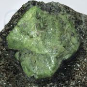 Chrysoberyl on Phlogopite
