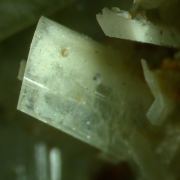 Paravauxite with Sigloite