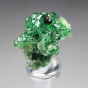 gem GARNET var. GROSSULAR var. CHROMIAN, CHROMITE