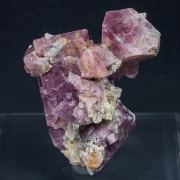 Spinel with Clintonite