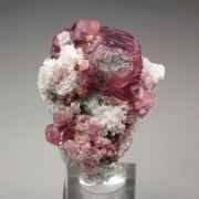 GARNET var. GROSSULAR