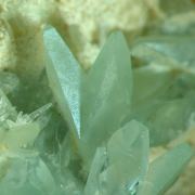 Phosphophyllite / (classic textbook twins) / with Siderite & Sphalerite