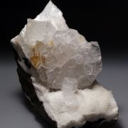 Powellite, Fluorapophyllite-(K)