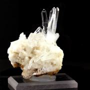 Quartz. 343.5 ct.