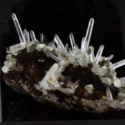 Siderite, Pyrite, Quartz.