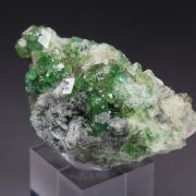 gem GARNET var. GROSSULAR with GREEN CHROMIAN PHANTOMS, CLINOCHLORE