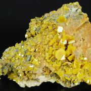 Wulfenite