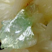 Fluorapophyllite, heulandite, stilbite