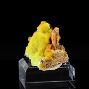 Wulfenite + Mimetite. 485.5 ct.