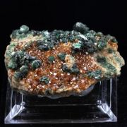 Hessonite garnet + Clinochlore.