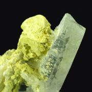 Stolzite, Scheelite, Quartz