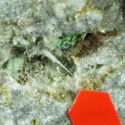 Tripuhyite, Valentinite