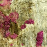 Erythrite