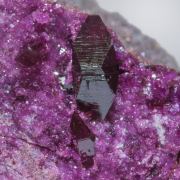 Cr-bearing Clinochlore (variety kämmererite)