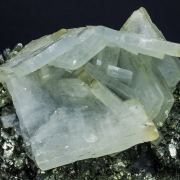 Baryte with Marcasite