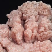 Quartz (variety rose quartz)