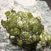 GARNET var. ANDRADITE var. DEMANTOID