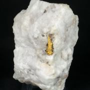 Gold (spinel twin) with Quartz