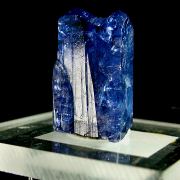 Zoisite var. Tanzanite