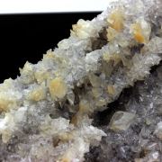 Calcite + Quartz. 3496.0 ct.