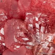 Rhodochrosite on Manganite