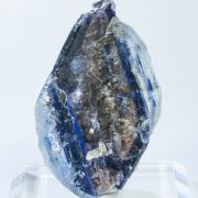 Fluorite (spinel twin) with Calcite