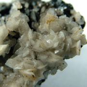 Manganite with Calcite