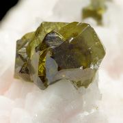 Sphalerite var. cleiophane, Mn-calcite