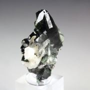 twinned KULANITE, QUARTZ