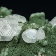 Fluorapatite, Albite, Chlorite