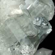Datolite, Quartz