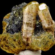 Apatite, hematite, quartz and actinolite pseudo. after pyroxene