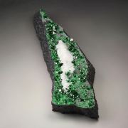 GARNET var. UVAROVITE, CALCITE