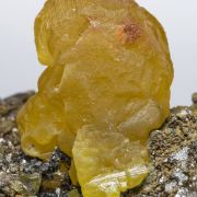 Sphalerite on Arsenopyrite