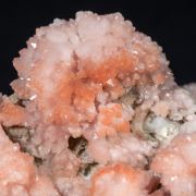 Quartz (variety rose quartz)