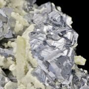 Quartz, dolomite and galena - spinel law twin