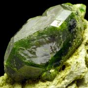 Andradite var. demantoid 