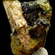 Apatite, hematite, quartz and actinolite pseudo. after pyroxene