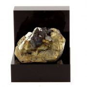 Pyrite, Quartz.